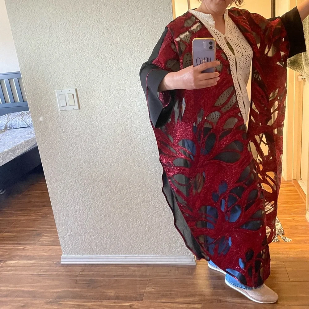Red and Black Sheer Floral Kimono Wrap - Picture 6 of 9